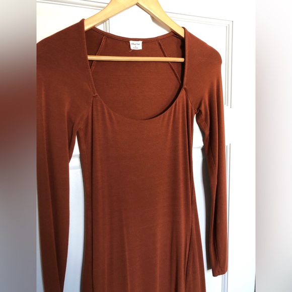 Wilfred Free fitted midi dress with slit - Picture 2 of 7